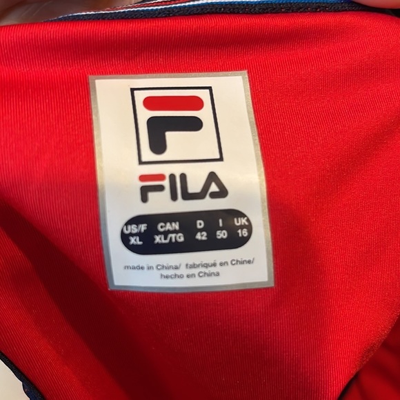 Fila heritage tank in new condition size XL - Picture 3 of 3